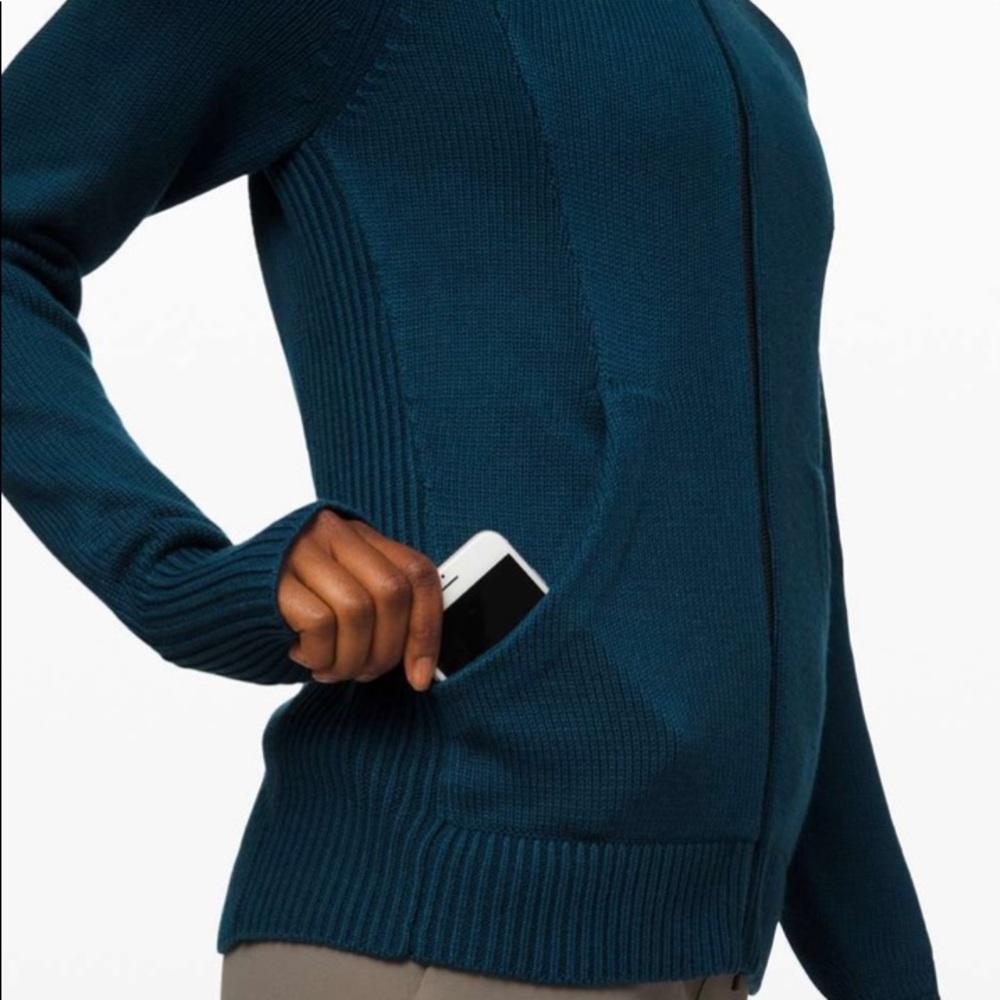 Lululemon Cashlu Scuba Hoodie - Night Diver
